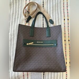Michael Kors Brown and Green Signature Tote. VGUC